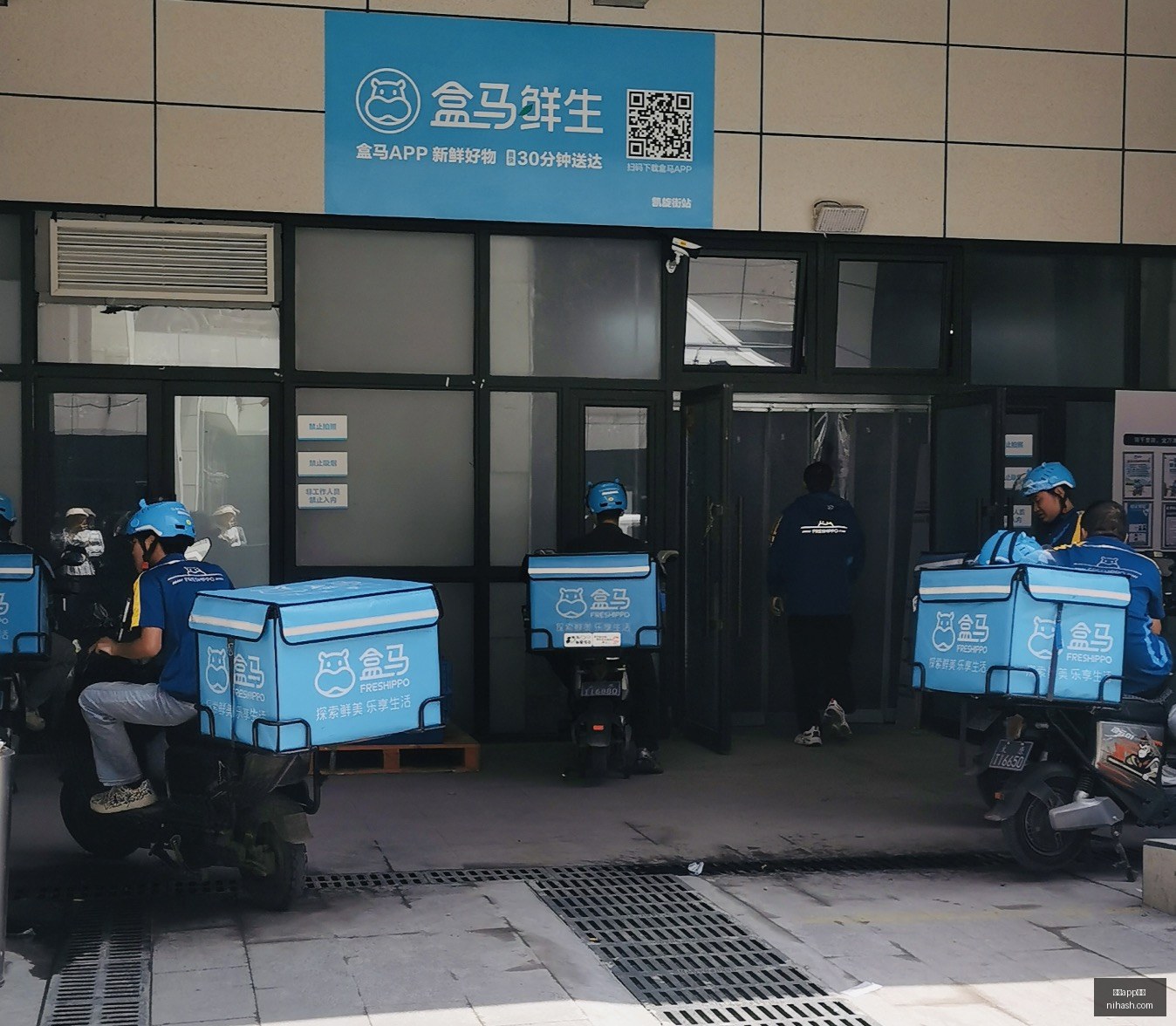 版本更新,热门游戏新,功能引热议,乐鱼app下载,乐鱼体育,乐鱼app,下载中心,乐鱼客户端