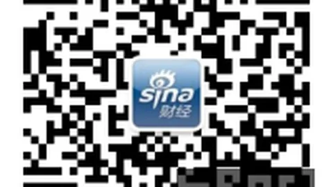 英格兰足坛奇观：切尔西后卫眼镜战袍亮相，法国新星比肩戴维斯